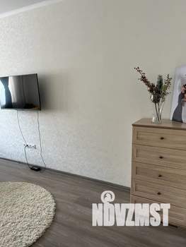 1-к квартира, посуточно, 40м2, 3/21 этаж