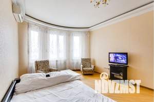 1-к квартира, посуточно, 48м2, 4/14 этаж