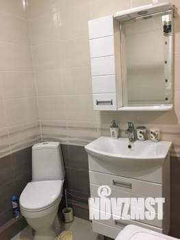 2-к квартира, посуточно, 43м2, 8/19 этаж