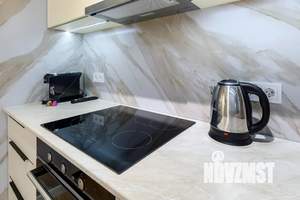 1-к квартира, посуточно, 46м2, 7/25 этаж