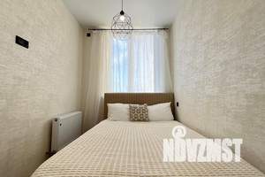 1-к квартира, посуточно, 45м2, 7/25 этаж