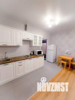 Студия квартира, посуточно, 30м2, 2/20 этаж