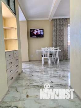 Студия квартира, посуточно, 50м2, 11/18 этаж