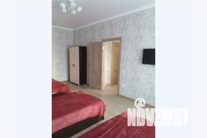 1-к квартира, посуточно, 40м2, 1/1 этаж