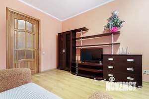 1-к квартира, посуточно, 40м2, 5/10 этаж