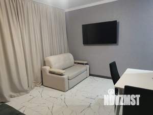 Студия квартира, посуточно, 30м2, 10/24 этаж