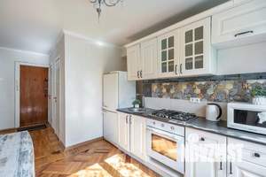 1-к квартира, посуточно, 60м2, 1/1 этаж