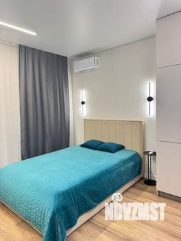 Студия квартира, посуточно, 35м2, 9/24 этаж