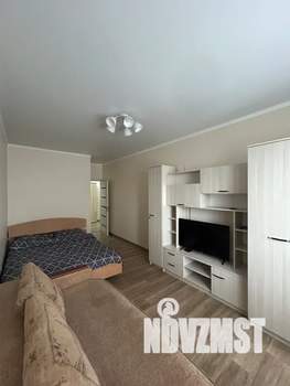 1-к квартира, посуточно, 40м2, 9/25 этаж