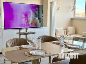 Студия квартира, посуточно, 65м2, 24/24 этаж