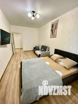 1-к квартира, посуточно, 42м2, 14/25 этаж