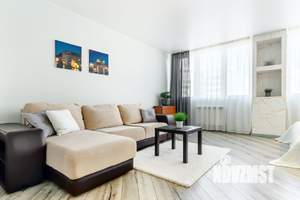 Студия квартира, посуточно, 35м2, 11/30 этаж