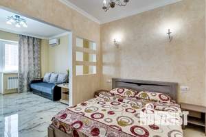 Студия квартира, посуточно, 50м2, 11/18 этаж