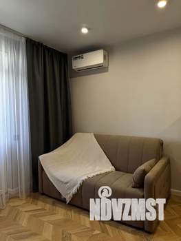 Студия квартира, посуточно, 27м2, 6/10 этаж