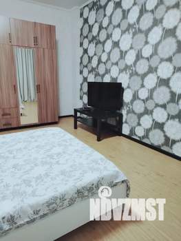 1-к квартира, посуточно, 40м2, 2/18 этаж