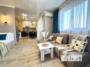 1-к квартира, посуточно, 44м2, 7/24 этаж
