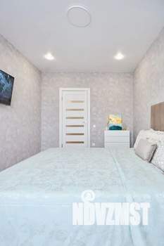 2-к квартира, посуточно, 67м2, 18/24 этаж