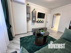 1-к квартира, посуточно, 40м2, 18/19 этаж