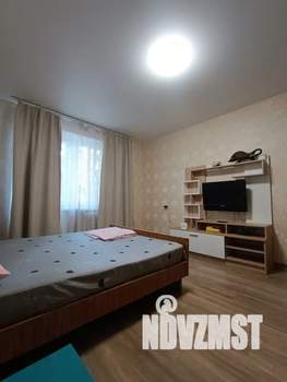 1-к квартира, посуточно, 37м2, 1/9 этаж