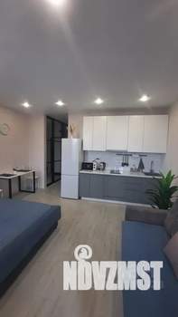 Студия квартира, посуточно, 35м2, 23/25 этаж