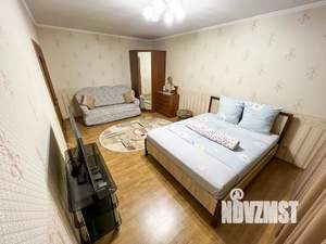 1-к квартира, посуточно, 40м2, 3/10 этаж