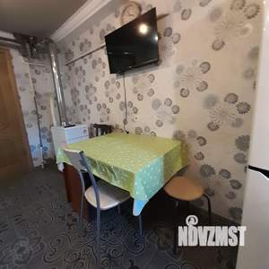 3-к квартира, на длительный срок, 45м2, 1/2 этаж