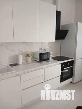 1-к квартира, посуточно, 36м2, 1/24 этаж