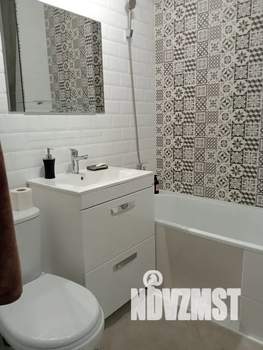 Студия квартира, посуточно, 30м2, 6/20 этаж