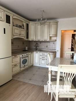 Студия квартира, посуточно, 50м2, 3/10 этаж