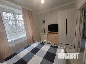 2-к квартира, посуточно, 40м2, 2/4 этаж