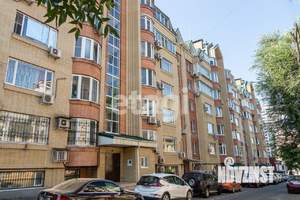 3-к квартира, на длительный срок, 145м2, 1/7 этаж