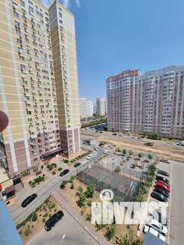 Студия квартира, посуточно, 26м2, 10/25 этаж