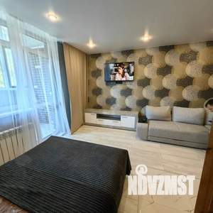 1-к квартира, посуточно, 38м2, 3/17 этаж