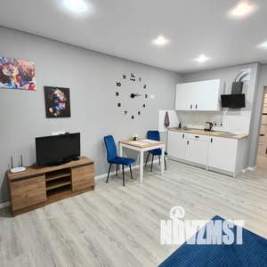 Студия квартира, посуточно, 38м2, 12/20 этаж