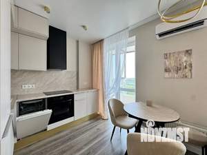 Студия квартира, посуточно, 40м2, 24/25 этаж