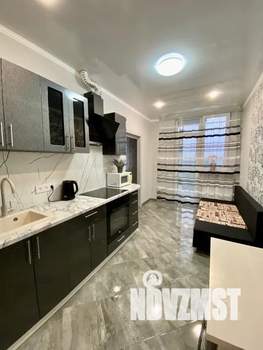 1-к квартира, посуточно, 35м2, 11/25 этаж