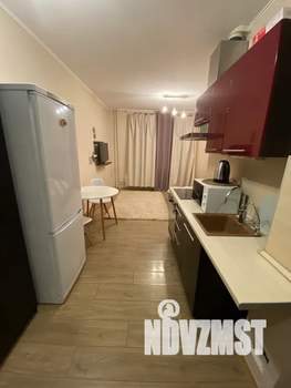 Студия квартира, посуточно, 27м2, 12/20 этаж