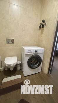 Студия квартира, посуточно, 34м2, 15/18 этаж