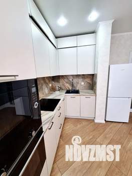 2-к квартира, посуточно, 44м2, 16/25 этаж
