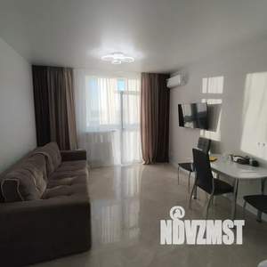 2-к квартира, посуточно, 40м2, 12/25 этаж