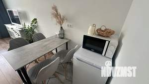 Студия квартира, посуточно, 40м2, 16/18 этаж