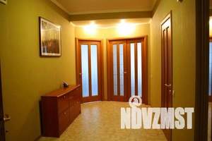 2-к квартира, посуточно, 72м2, 1/1 этаж