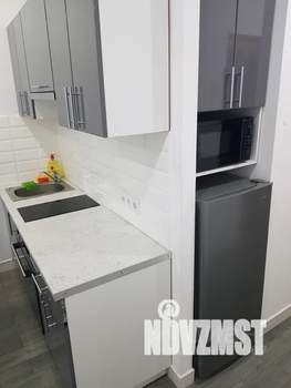 1-к квартира, посуточно, 33м2, 22/32 этаж
