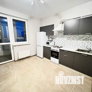 1-к квартира, посуточно, 37м2, 15/24 этаж