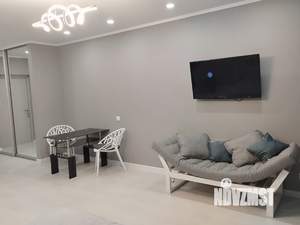 Студия квартира, посуточно, 38м2, 16/25 этаж