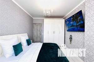 2-к квартира, посуточно, 45м2, 16/25 этаж