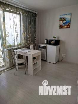 Студия квартира, посуточно, 28м2, 9/18 этаж