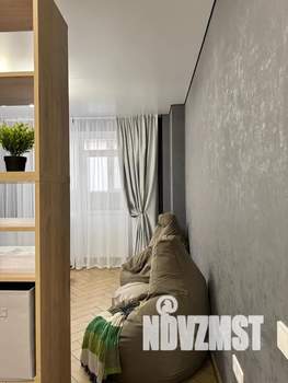 Студия квартира, посуточно, 35м2, 7/19 этаж