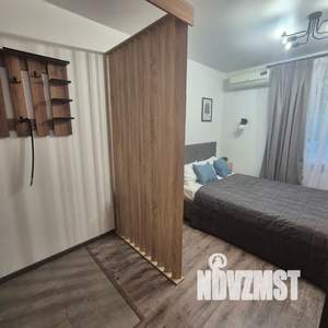 Студия квартира, посуточно, 20м2, 1/5 этаж