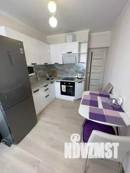 1-к квартира, посуточно, 40м2, 6/20 этаж